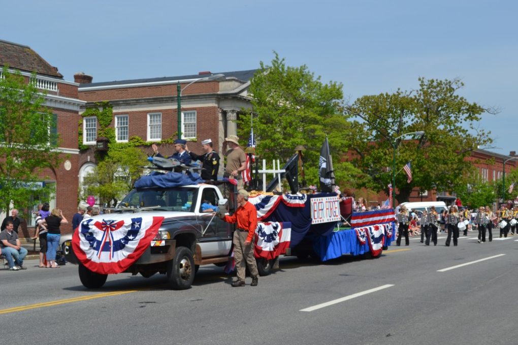 Memorial Day Parade - Brunswick, Maine 2011